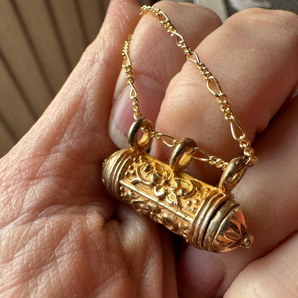 Gold Plated Artisan Keepsake Pendant and 18k Gold Filled 20” Chain - Picture 9 of 12